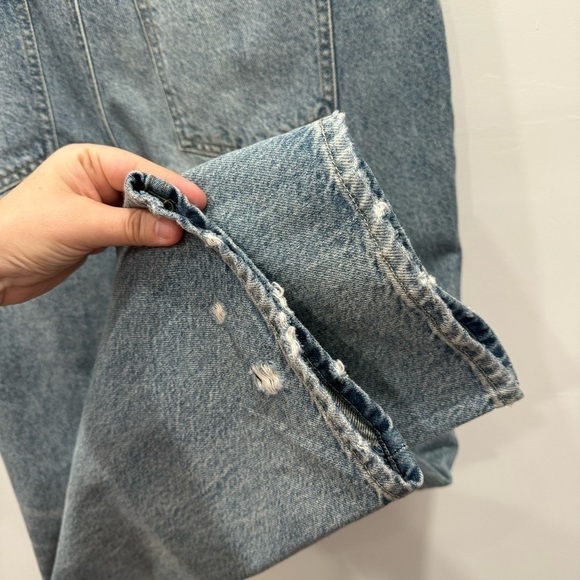 Unpublished Anthropologie Willa Vintage Mom Fit Jeans Straight Leg Size 32 - Picture 3 of 8